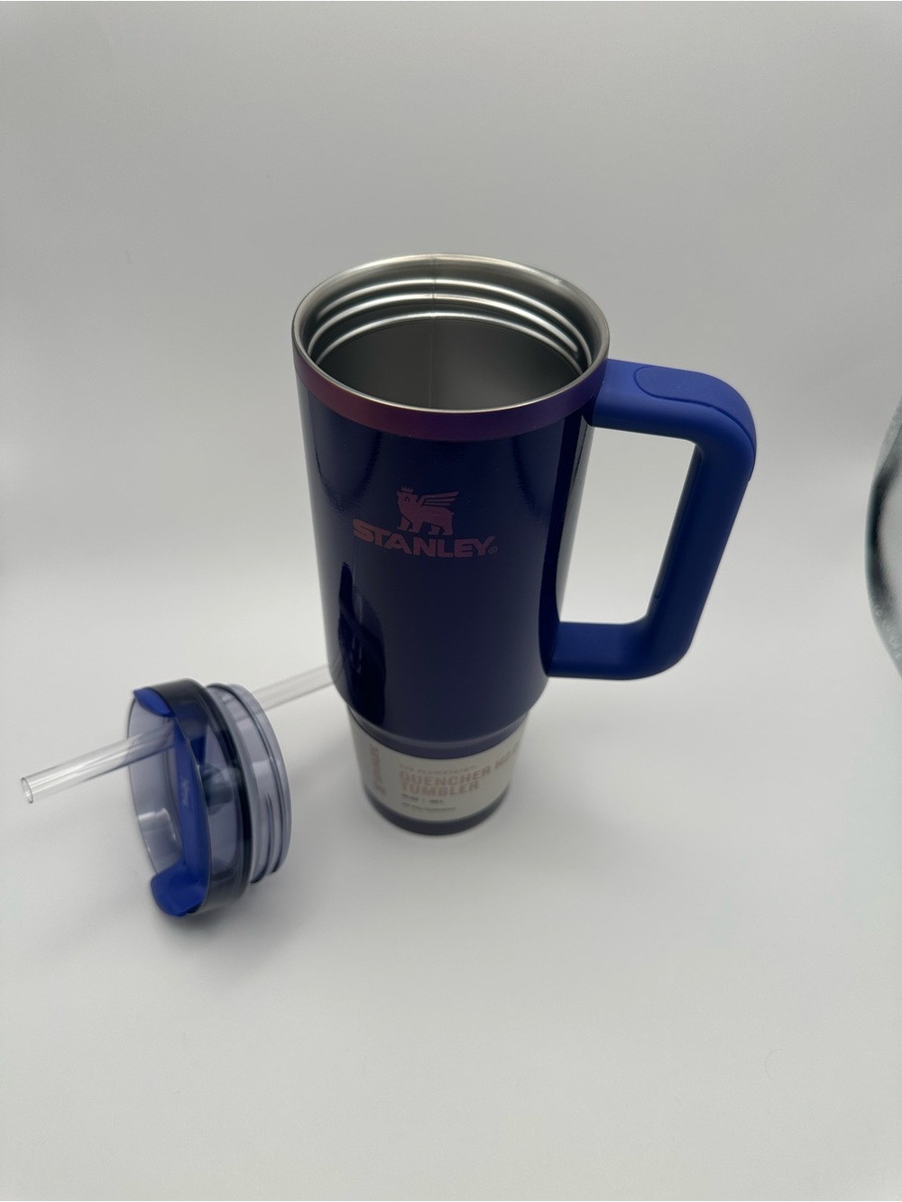 Stanley Quencher H2.0 Tumbler - 30oz Star Shine - Picture 2 of 7